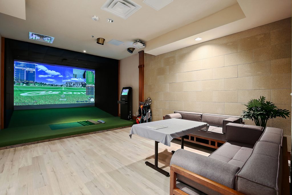 private golf rooms in hosuton - Spa World