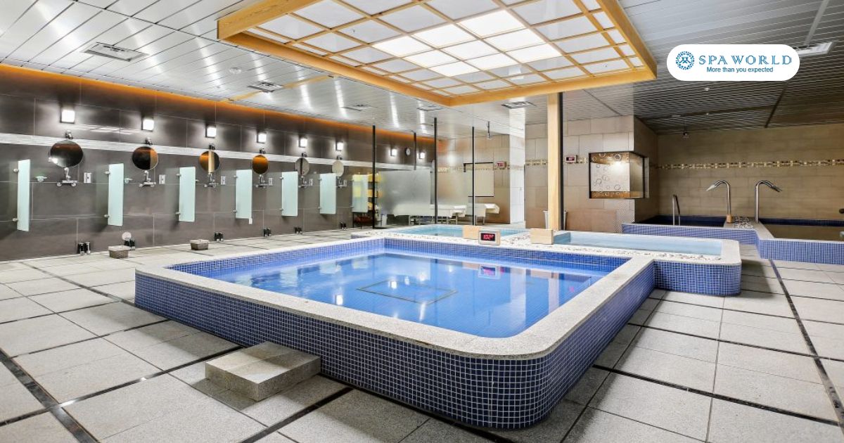 korean bath house with shower area - Spa World